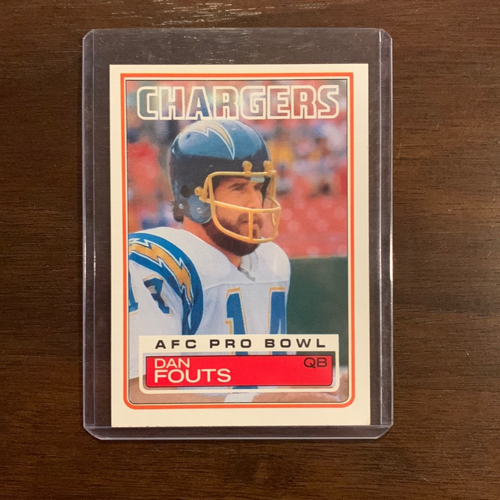 Dan Fouts 1983 Topps Base Card #374